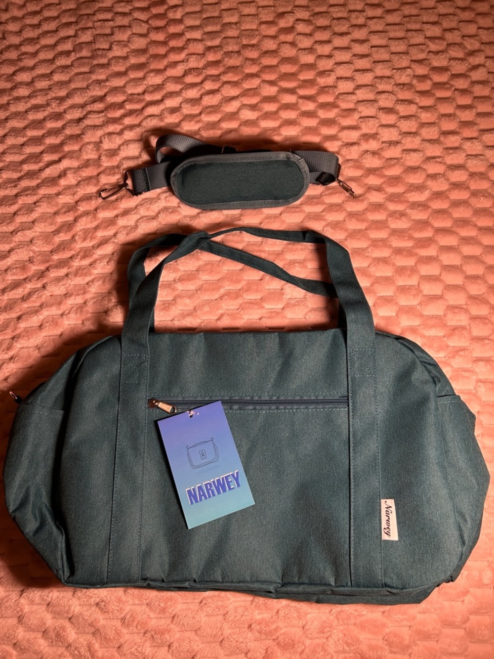 NWT Narwey Weekend Duffel Bag